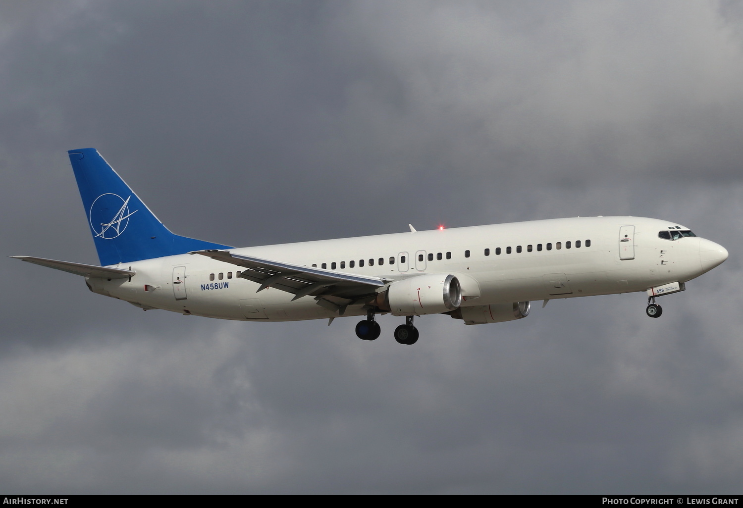 Aircraft Photo of N458UW | Boeing 737-4B7 | iAero Airways | AirHistory.net #232090