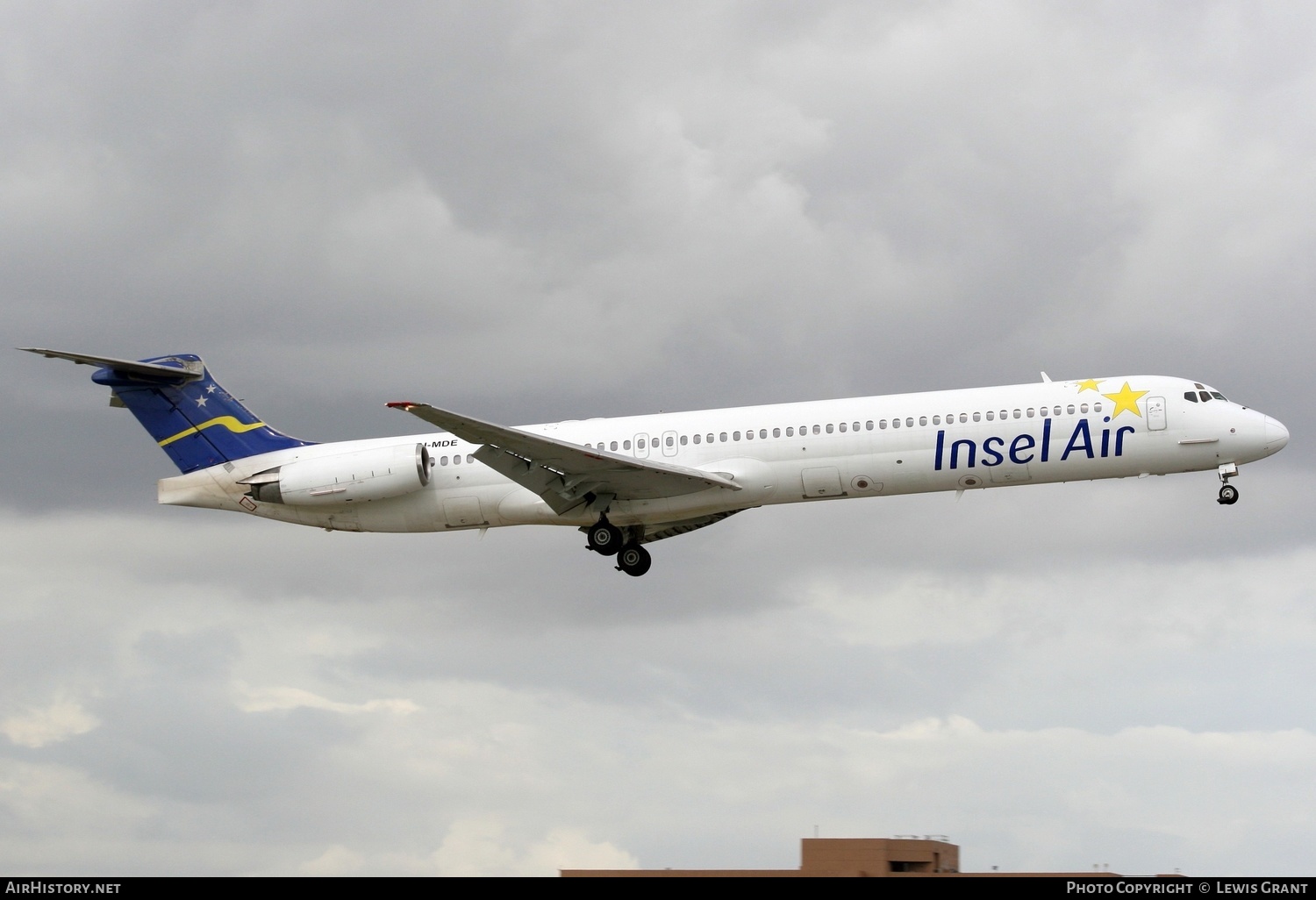 Aircraft Photo of PJ-MDE | McDonnell Douglas MD-82 (DC-9-82) | Insel Air | AirHistory.net #232102