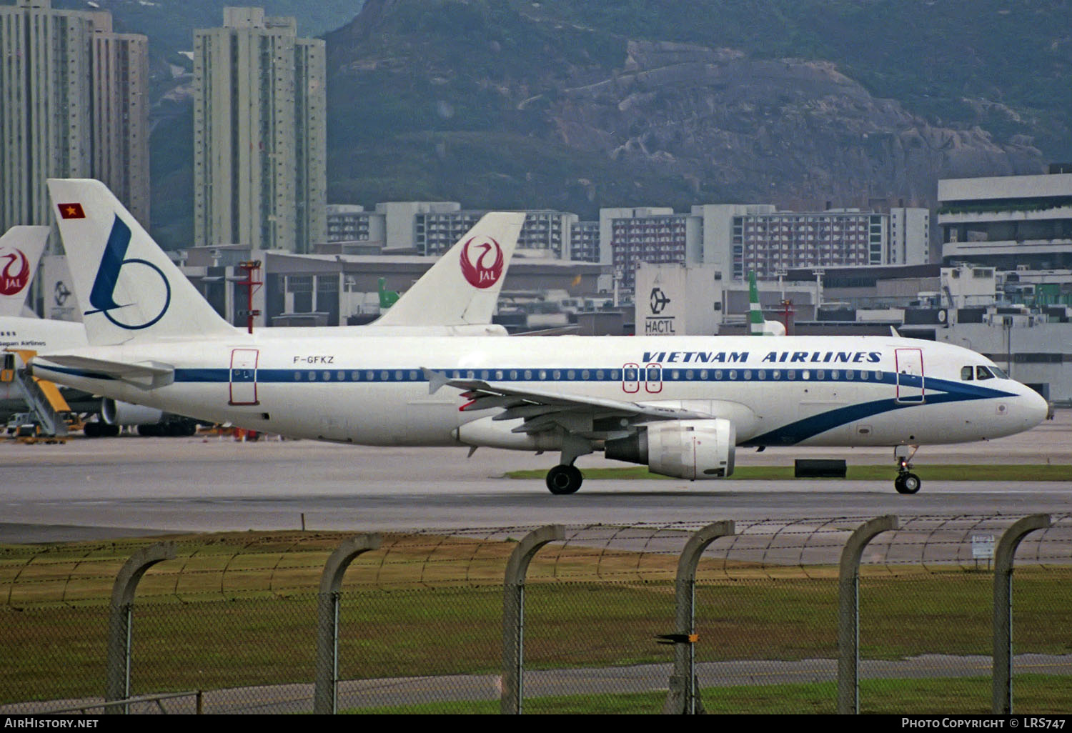 Aircraft Photo of F-GFKZ | Airbus A320-211 | Vietnam Airlines | AirHistory.net #232189