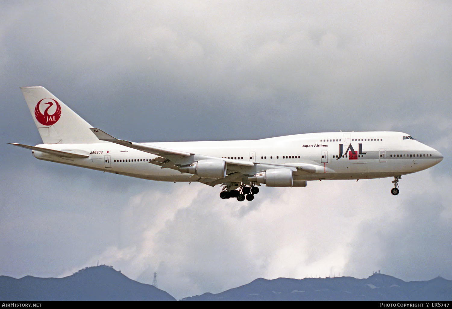 Aircraft Photo of JA8909 | Boeing 747-446 | Japan Airlines - JAL | AirHistory.net #232191