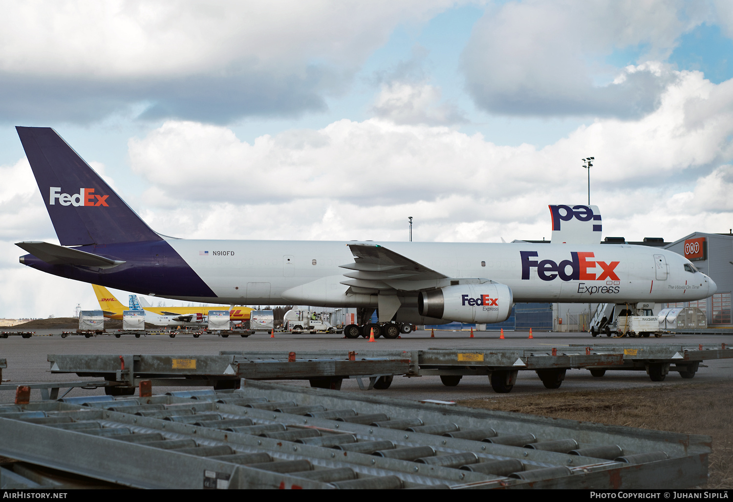 Aircraft Photo of N910FD | Boeing 757-236/SF | FedEx Express - Federal Express | AirHistory.net #232352