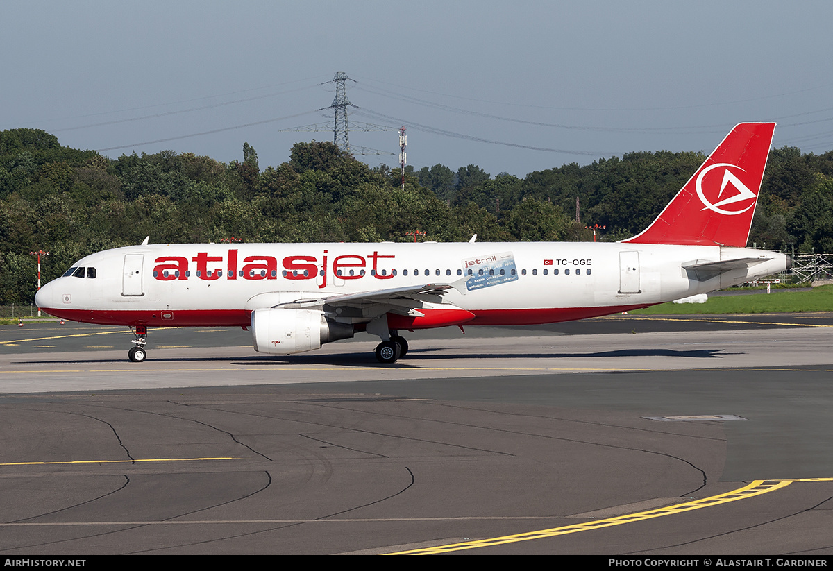 Aircraft Photo of TC-OGE | Airbus A320-214 | Atlasjet Airlines | AirHistory.net #232414