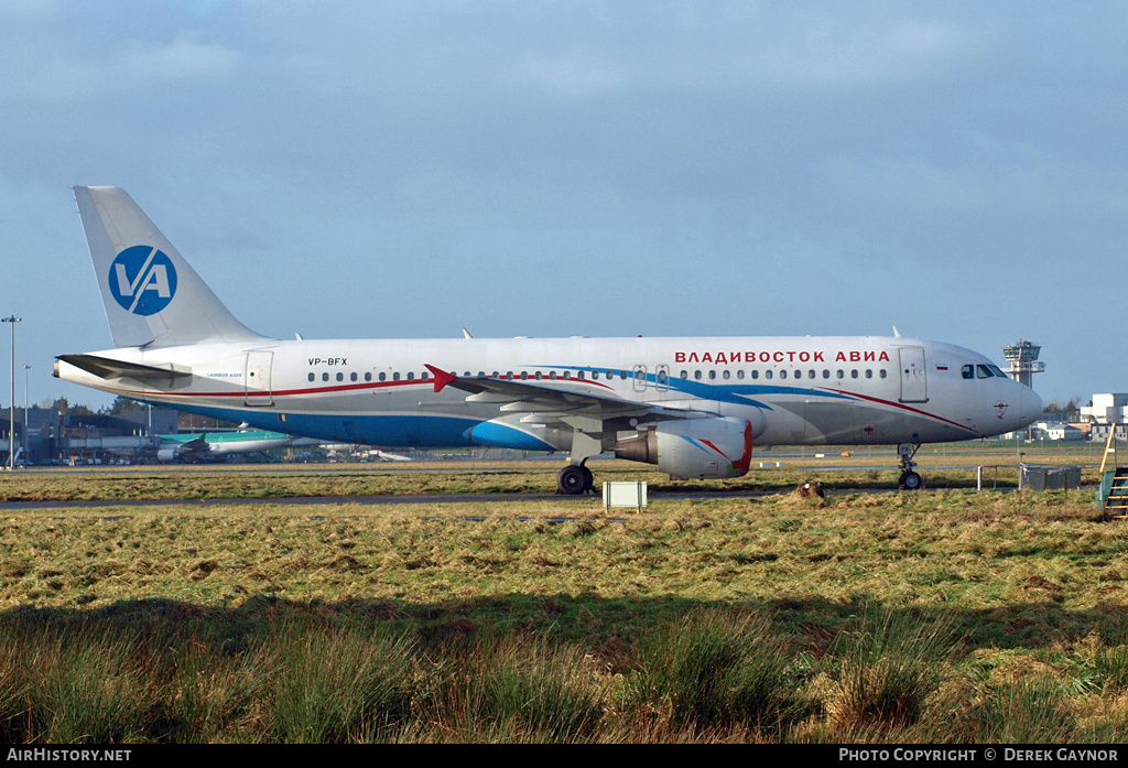 Aircraft Photo of VP-BFX | Airbus A320-214 | Vladivostok Air | AirHistory.net #232471