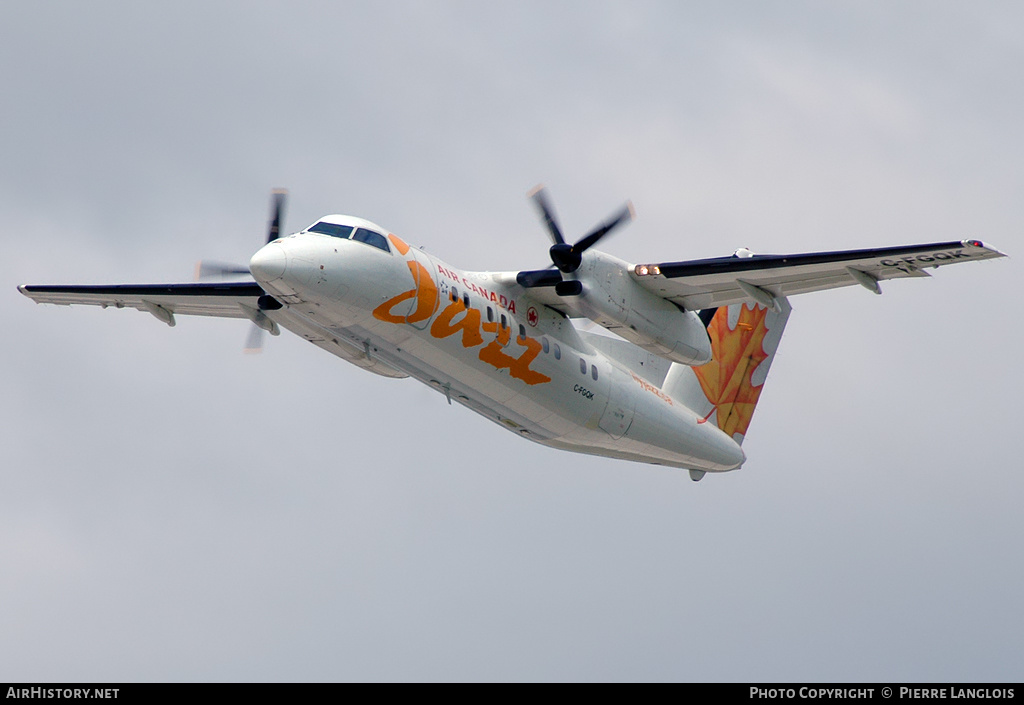 Aircraft Photo of C-FGQK | De Havilland Canada DHC-8-102 Dash 8 | Air Canada Jazz | AirHistory.net #232544