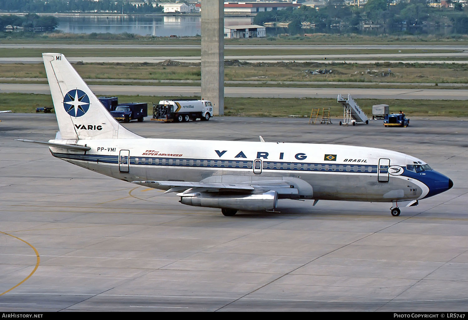 Aircraft Photo of PP-VMI | Boeing 737-241/Adv | Varig | AirHistory.net #232595