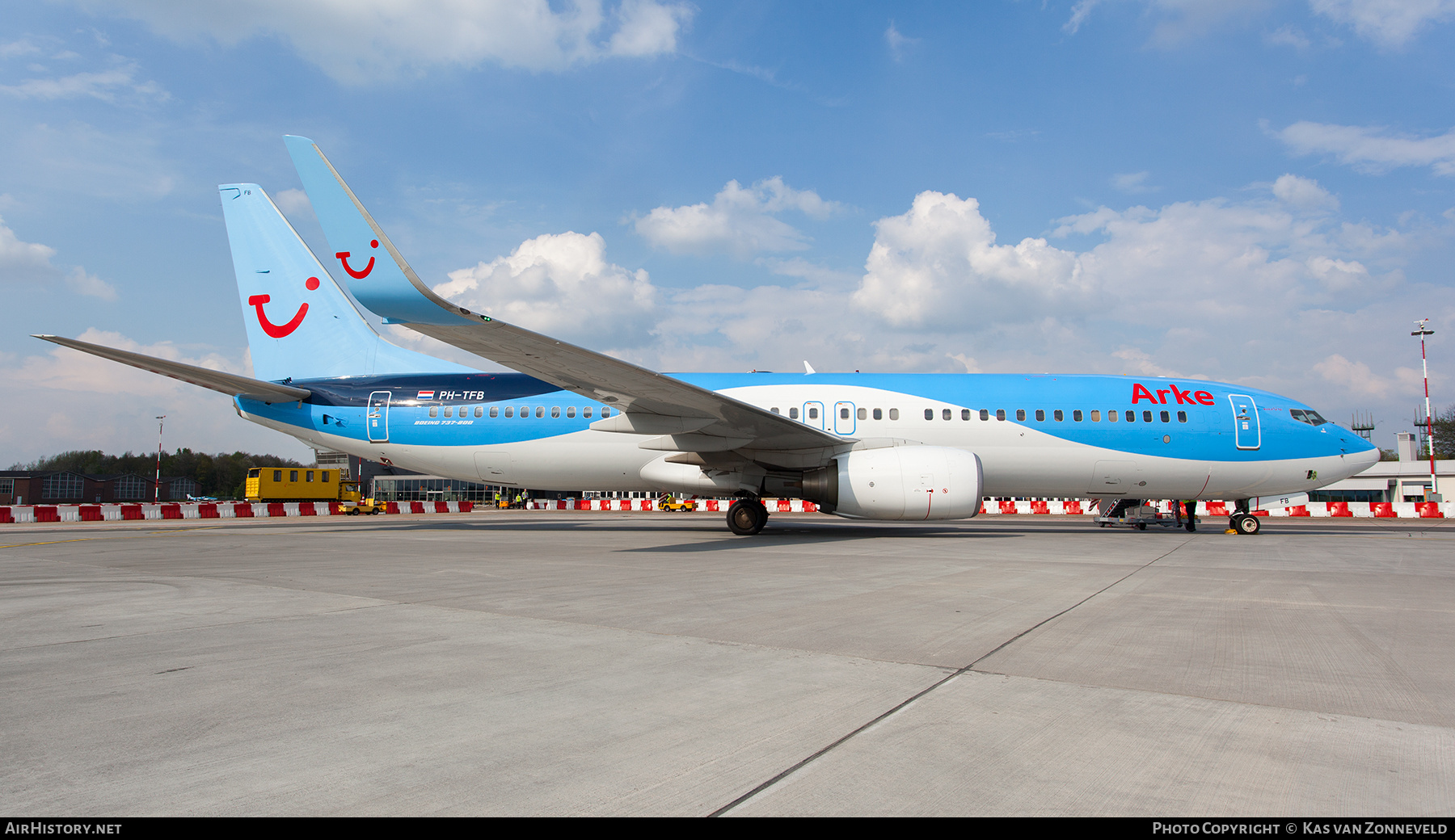 Aircraft Photo of PH-TFB | Boeing 737-8K5 | Arke | AirHistory.net #232605