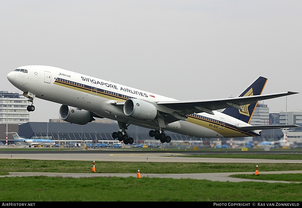 Aircraft Photo of 9V-SVI | Boeing 777-212/ER | Singapore Airlines | AirHistory.net #232616