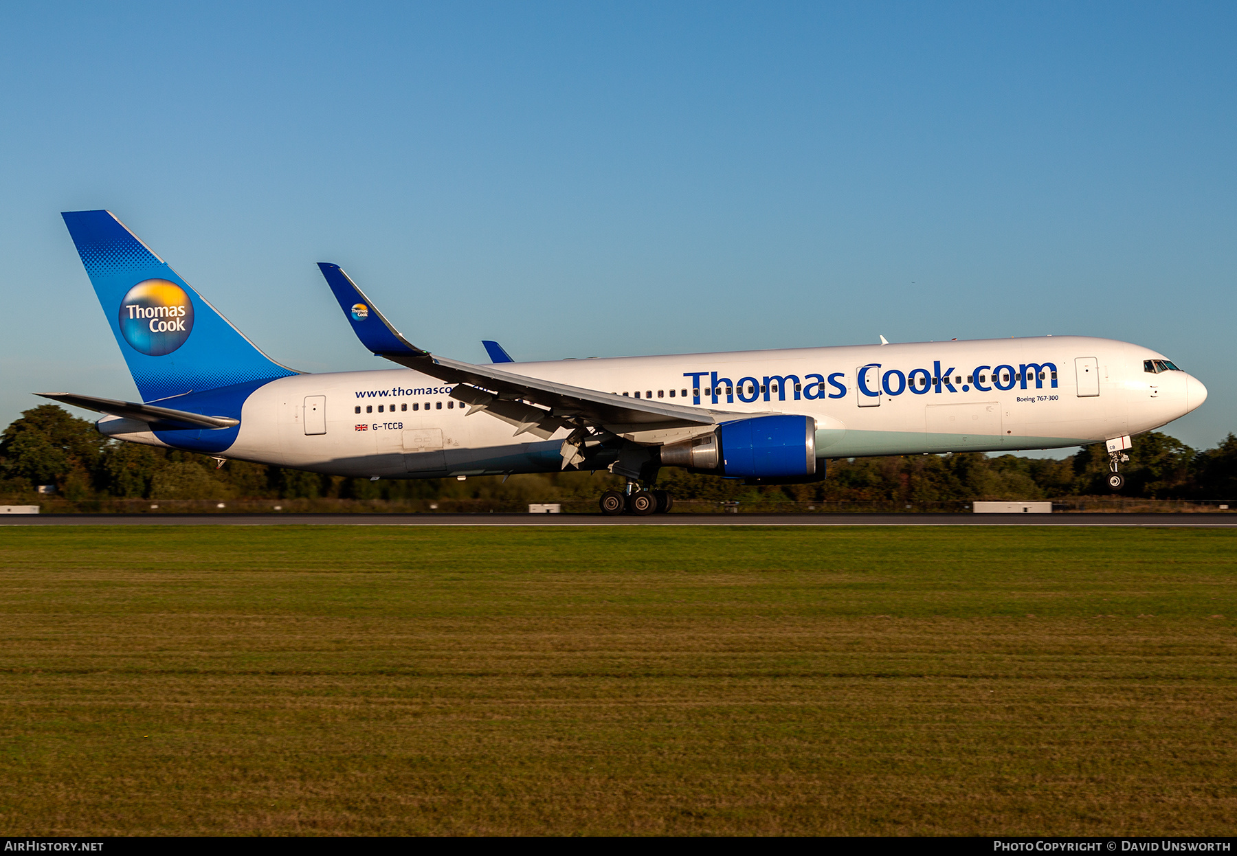 Aircraft Photo of G-TCCB | Boeing 767-31K/ER | Thomas Cook Airlines | AirHistory.net #232636