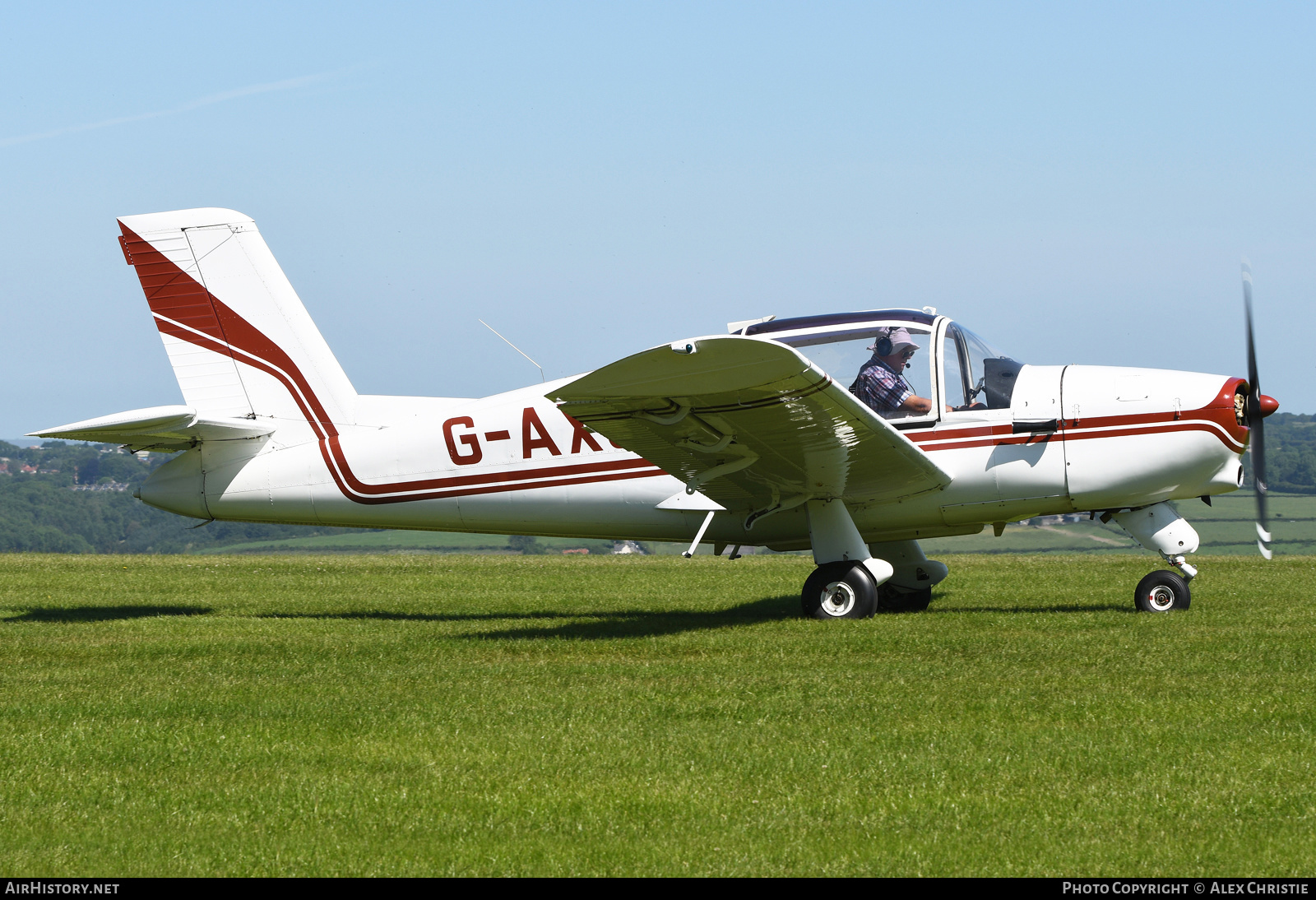 Aircraft Photo of G-AXGE | Socata MS-880B Rallye Club | AirHistory.net #232759