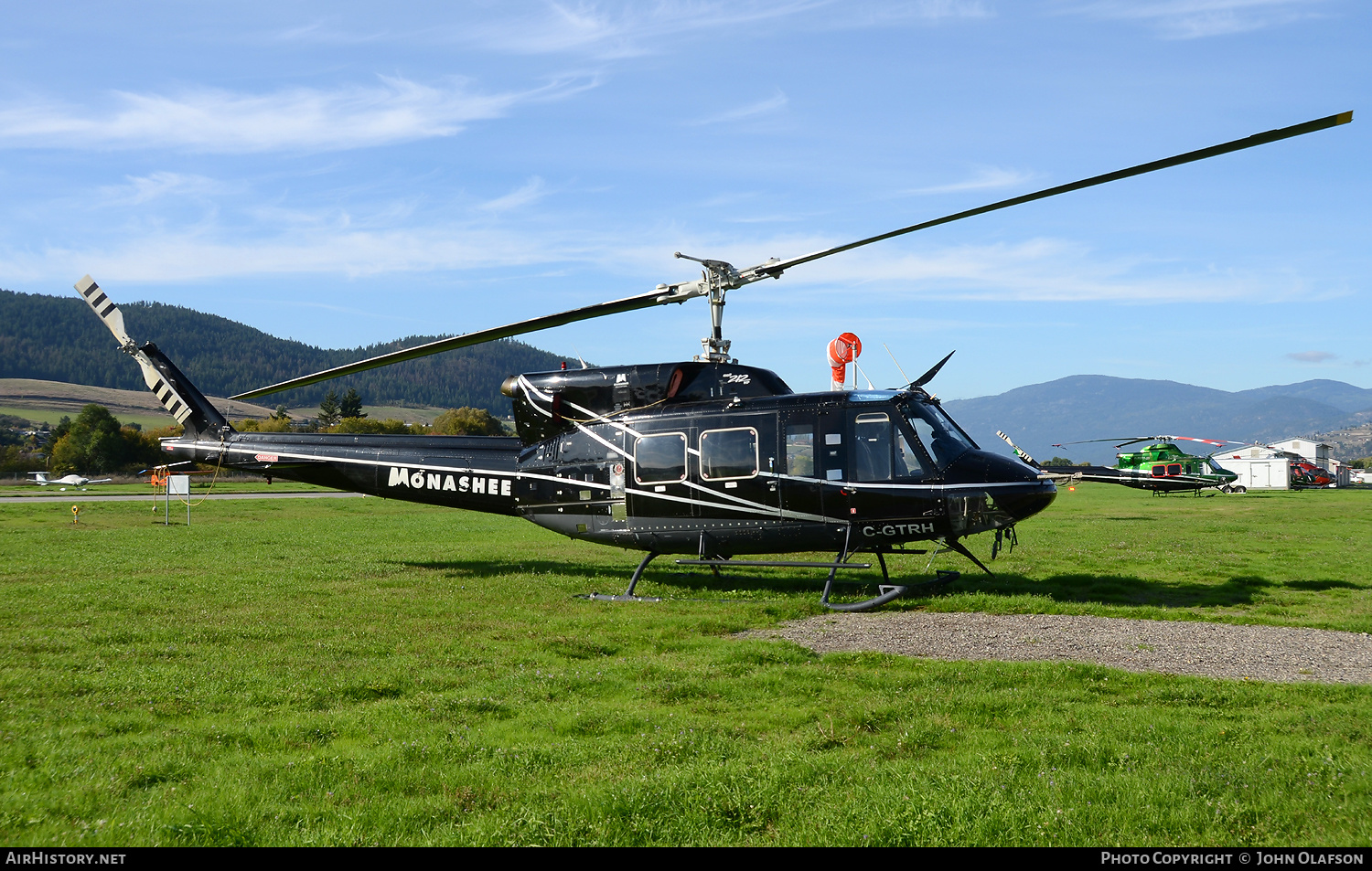 Aircraft Photo of C-GTRH | Bell 212 Twin Two-Twelve | Monashee Helicopters | AirHistory.net #232807