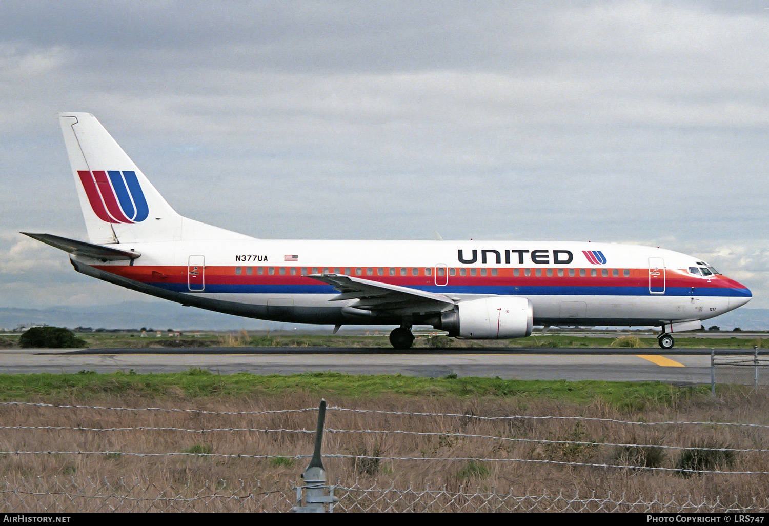 Aircraft Photo of N377UA | Boeing 737-322 | United Airlines | AirHistory.net #232814