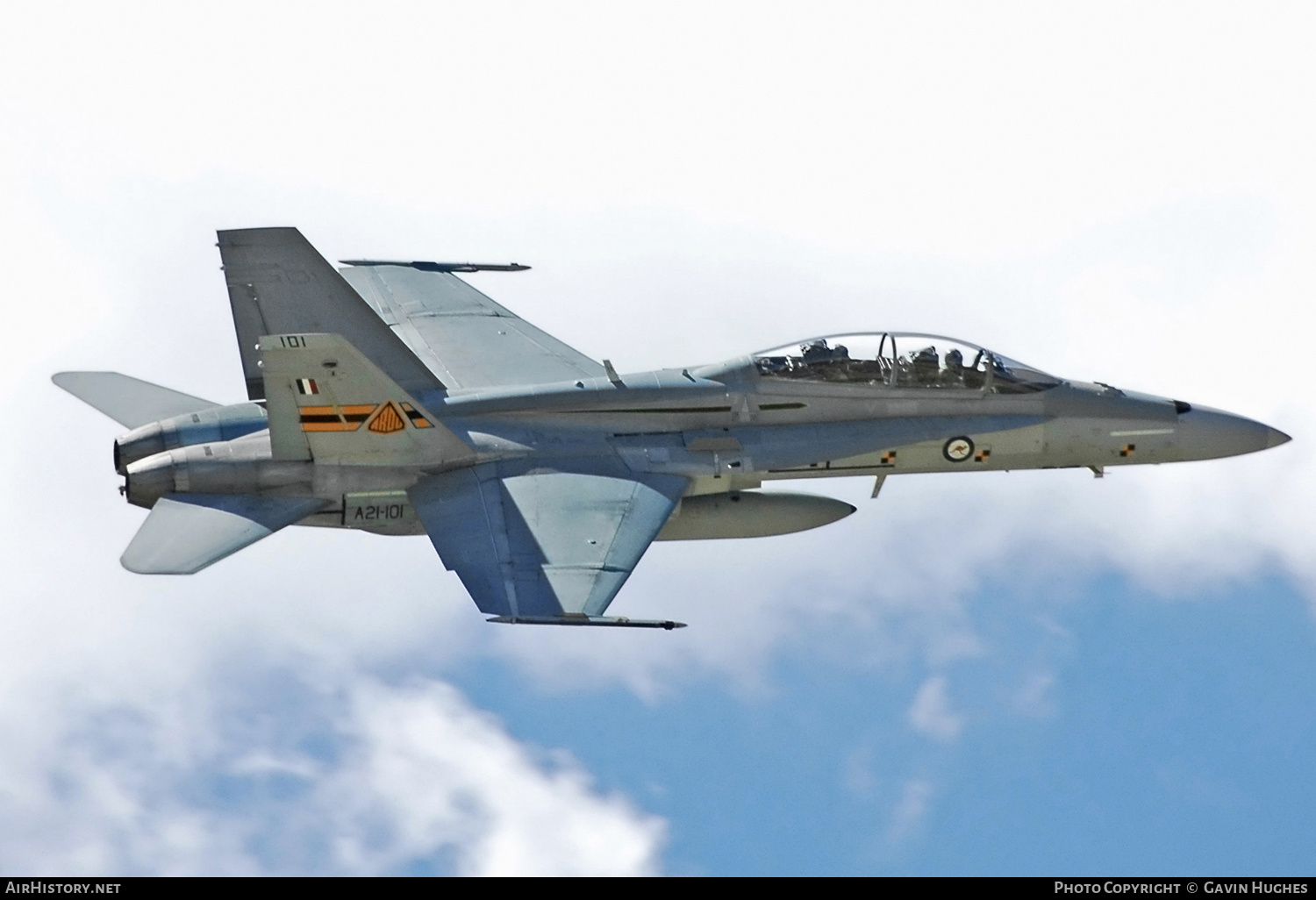 Aircraft Photo of A21-101 | McDonnell Douglas F/A-18B Hornet | Australia - Air Force | AirHistory.net #232835