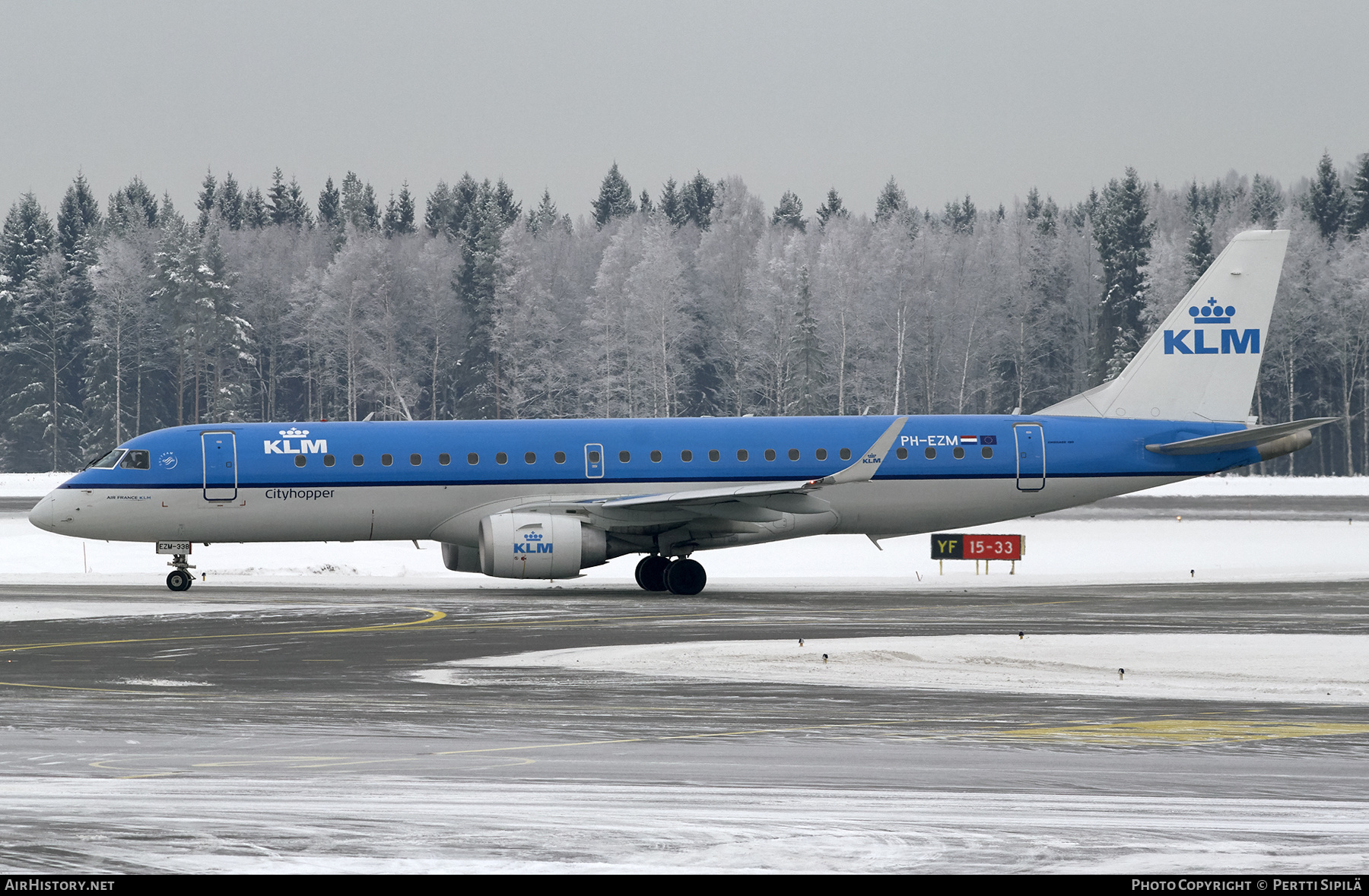 Aircraft Photo of PH-EZM | Embraer 190STD (ERJ-190-100STD) | KLM Cityhopper | AirHistory.net #232888