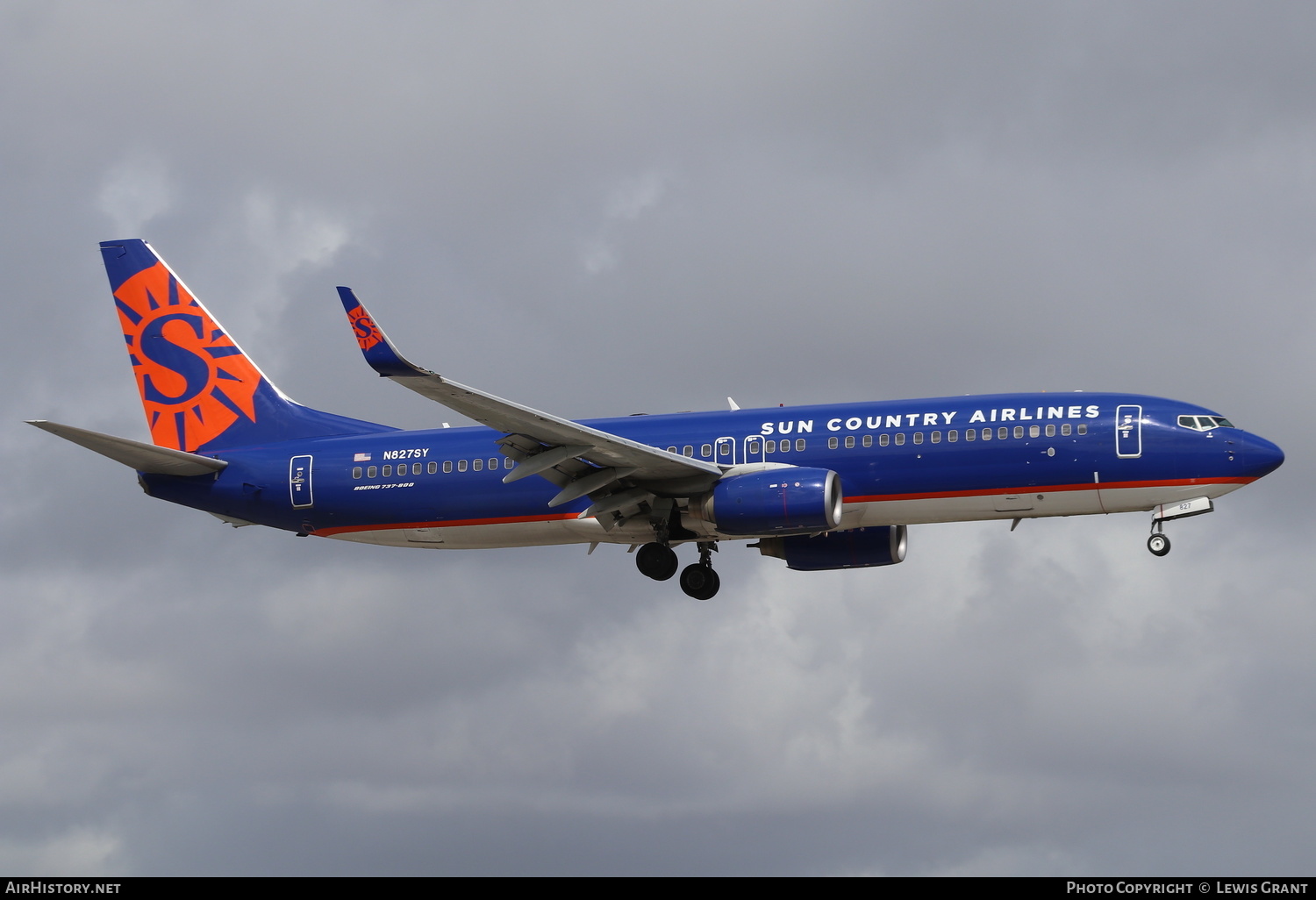 Aircraft Photo of N827SY | Boeing 737-8F2 | Sun Country Airlines | AirHistory.net #232955
