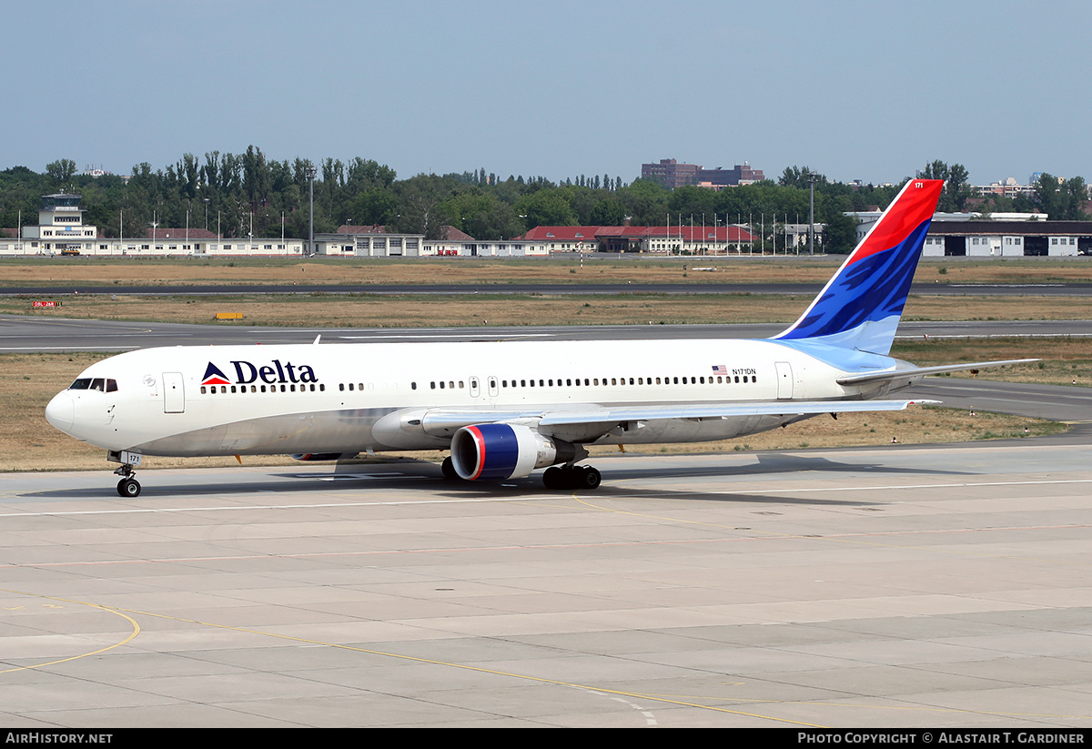 Aircraft Photo of N171DN | Boeing 767-332/ER | Delta Air Lines | AirHistory.net #232978