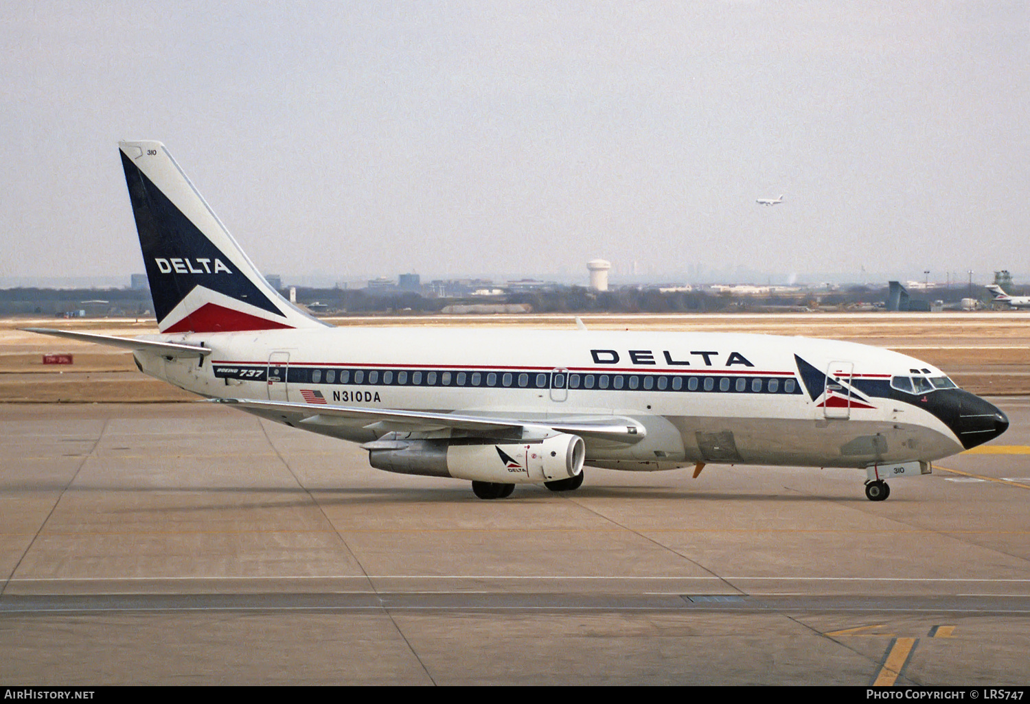 Aircraft Photo of N310DA | Boeing 737-232/Adv | Delta Air Lines | AirHistory.net #233056