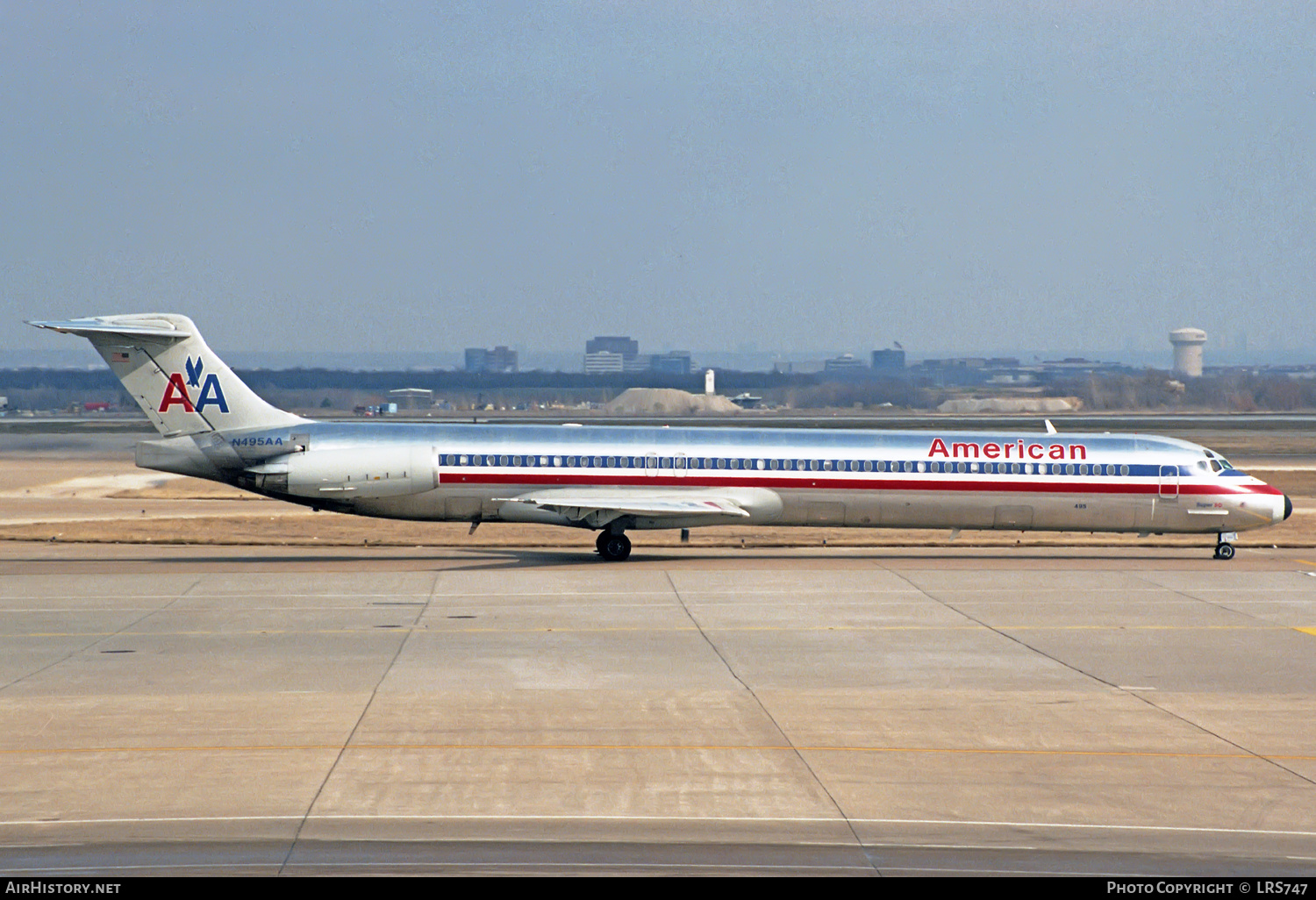 Aircraft Photo of N495AA | McDonnell Douglas MD-82 (DC-9-82) | American Airlines | AirHistory.net #233069