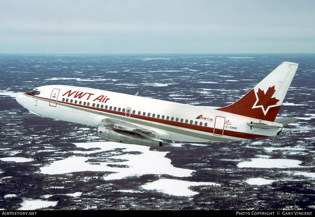 Aircraft Photo of C-GNWI | Boeing 737-210C | NWT Air | AirHistory.net #233250
