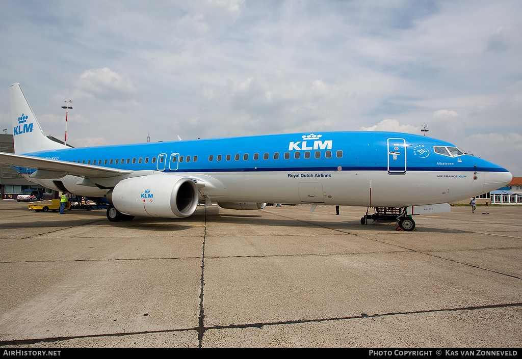 Aircraft Photo of PH-BXU | Boeing 737-8BK | KLM - Royal Dutch Airlines | AirHistory.net #233293