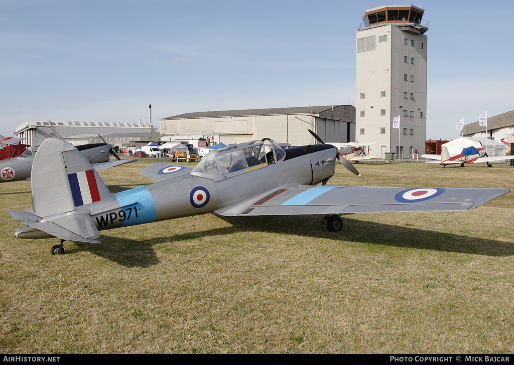 Aircraft Photo of G-ATHD / WP971 | De Havilland DHC-1 Chipmunk Mk22 | UK - Air Force | AirHistory.net #233324