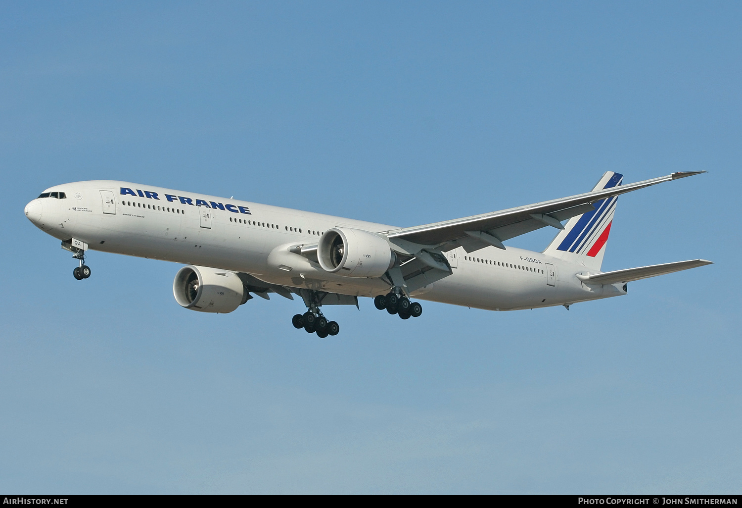 Aircraft Photo of F-GSQA | Boeing 777-328/ER | Air France | AirHistory.net #233377