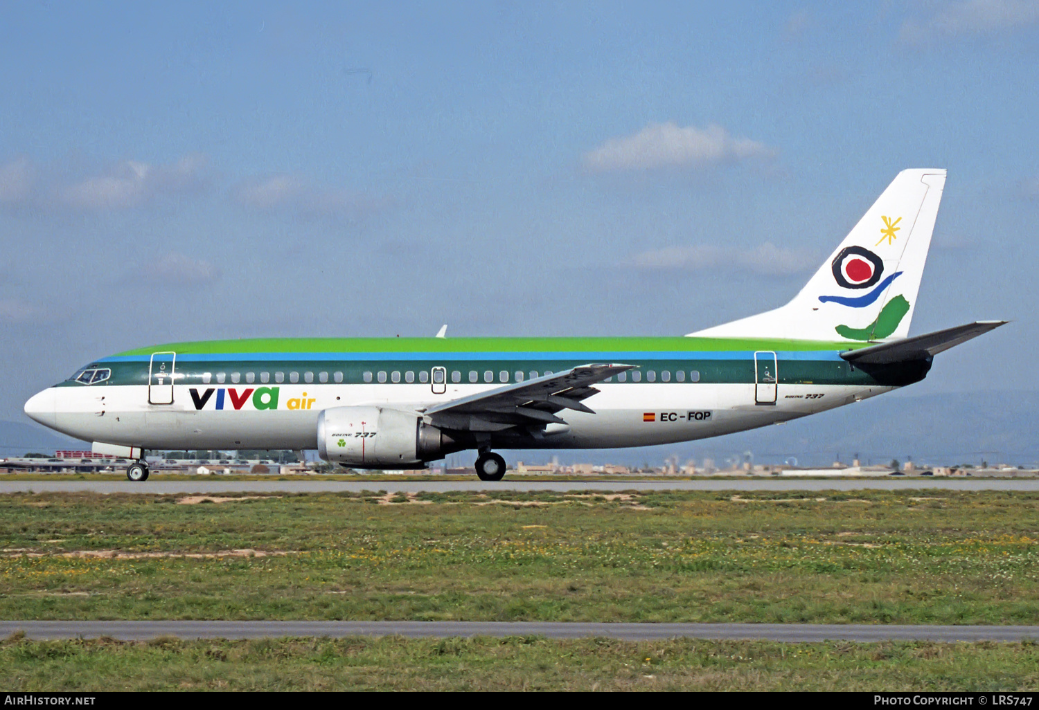 Aircraft Photo of EC-FQP | Boeing 737-348 | Viva Air | AirHistory.net #233410