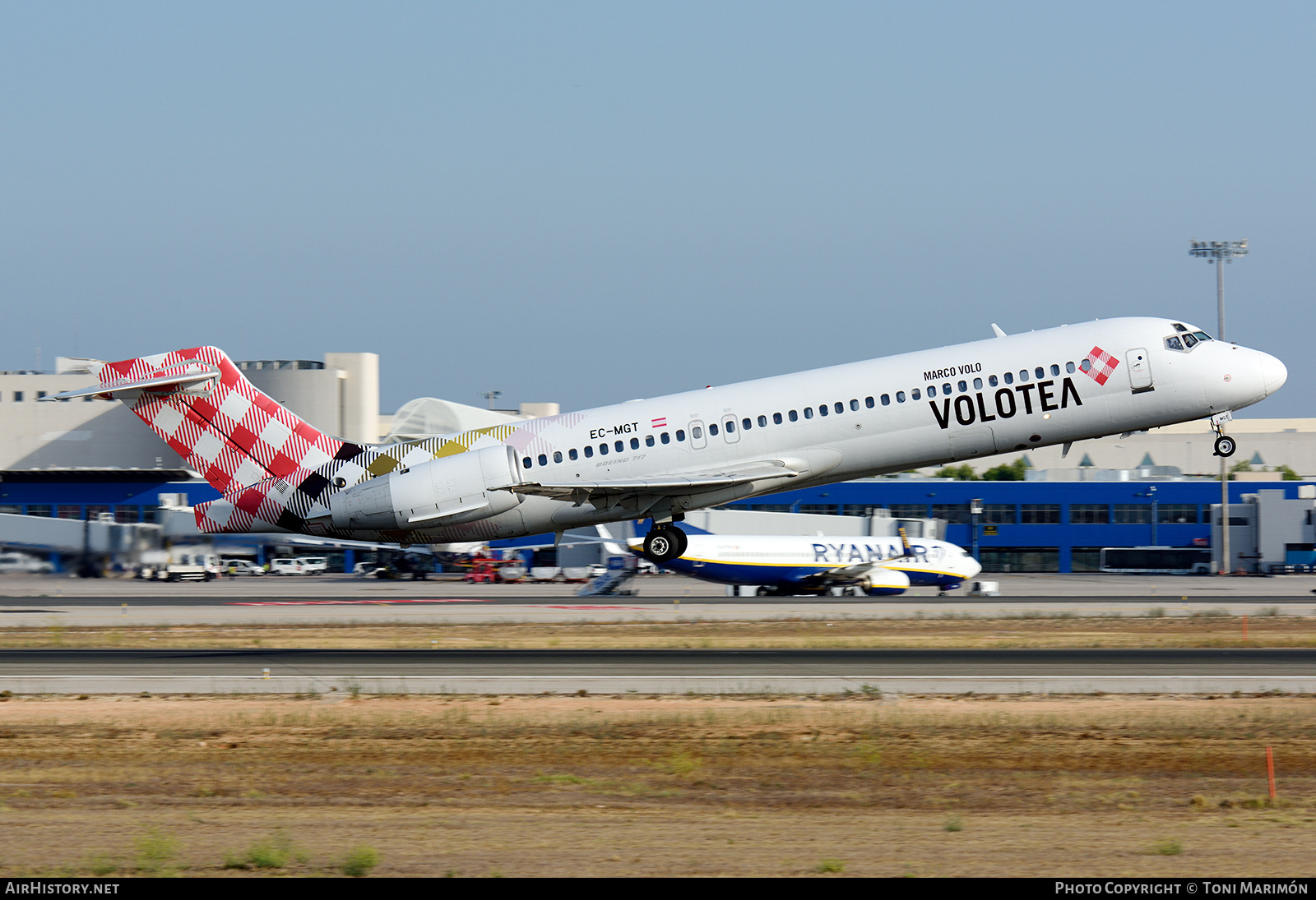 Aircraft Photo of EC-MGT | Boeing 717-23S | Volotea | AirHistory.net #233454