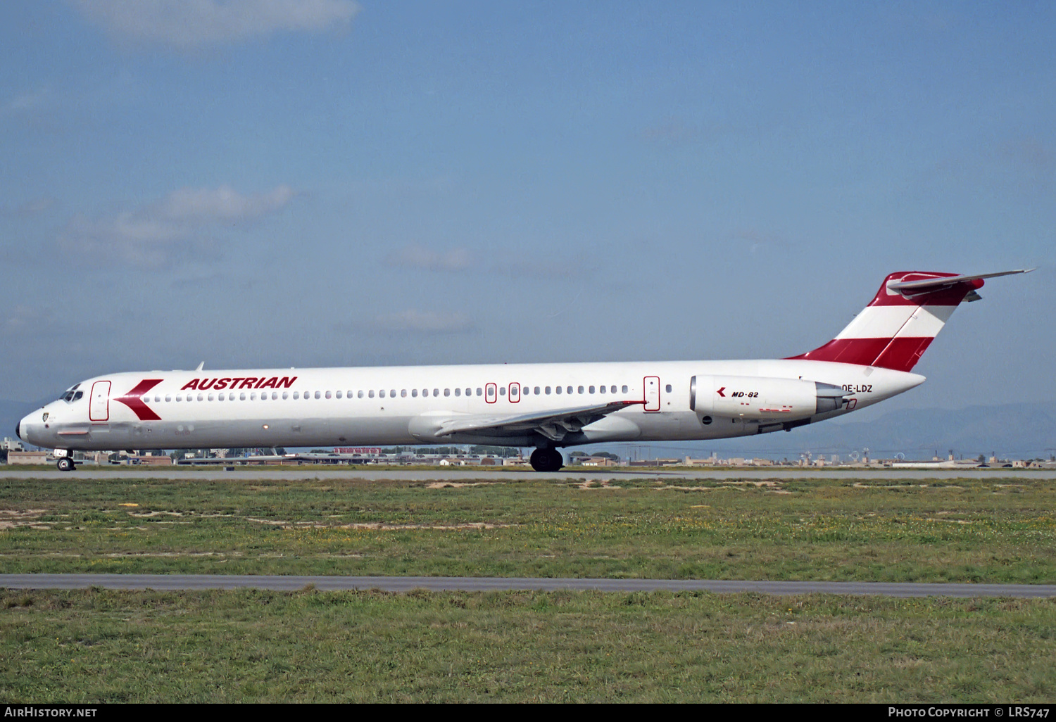 Aircraft Photo of OE-LDZ | McDonnell Douglas MD-82 (DC-9-82) | Austrian Airlines | AirHistory.net #233468