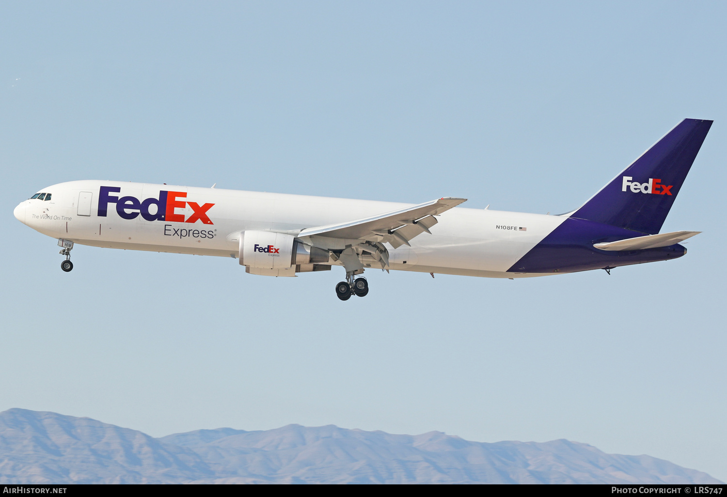 Aircraft Photo of N108FE | Boeing 767-3S2F/ER | FedEx Express | AirHistory.net #233478