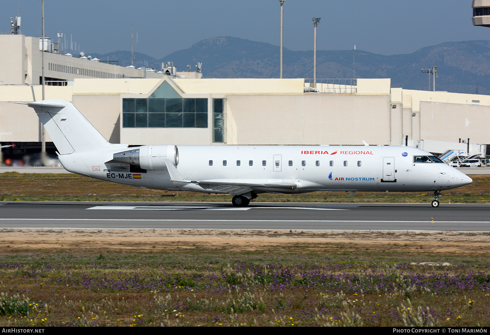 Aircraft Photo of EC-MJE | Bombardier CRJ-200ER (CL-600-2B19) | Iberia Regional | AirHistory.net #233549
