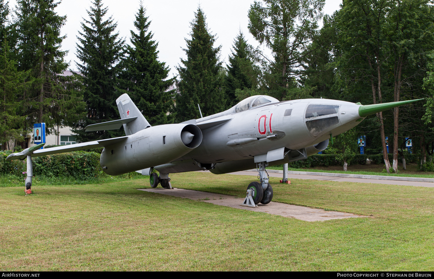 Aircraft Photo of 01 red | Yakovlev Yak-28L | Soviet Union - Air Force | AirHistory.net #233600