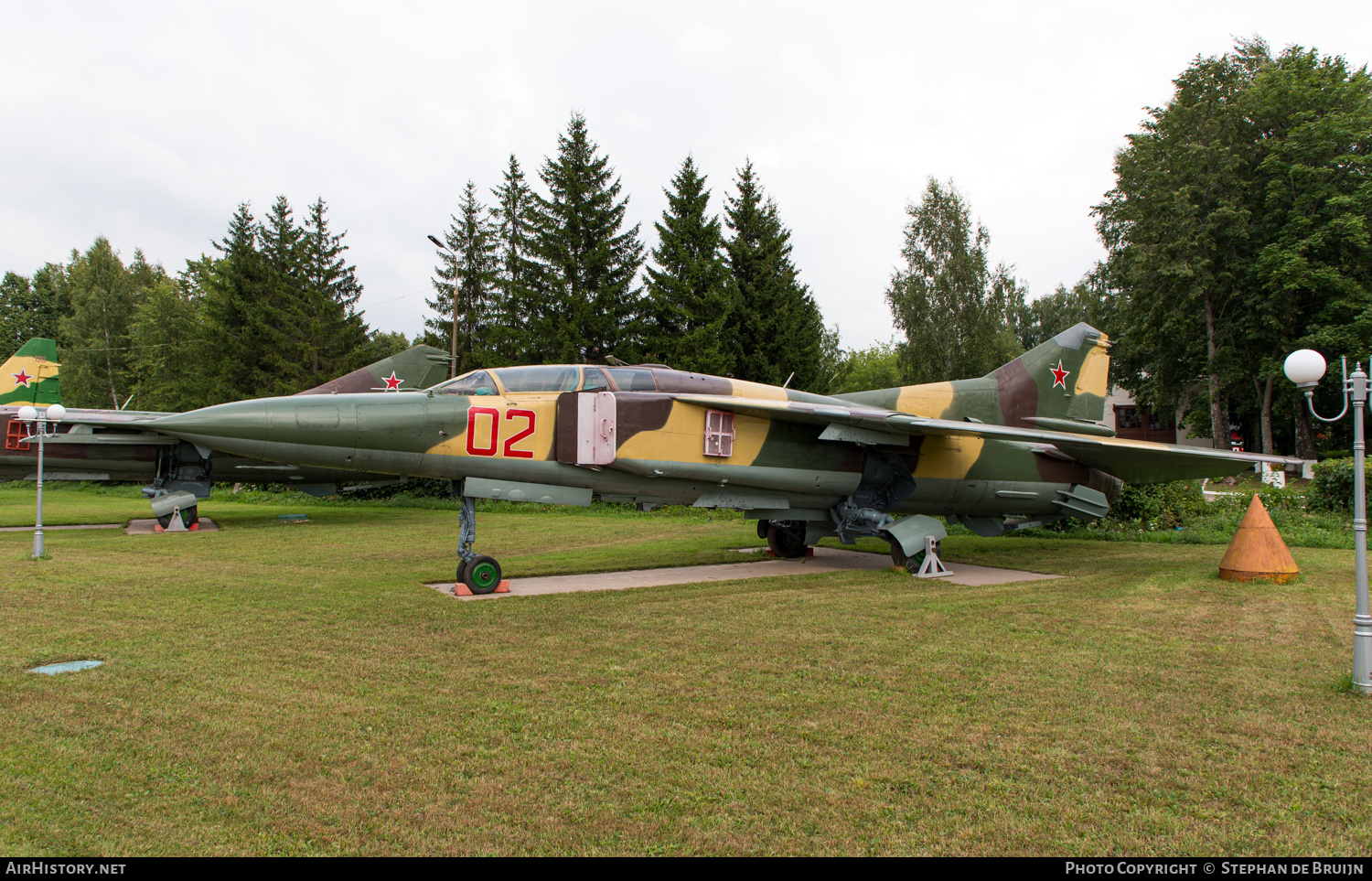 Aircraft Photo of 02 red | Mikoyan-Gurevich MiG-23UB | Russia - Air Force | AirHistory.net #233615