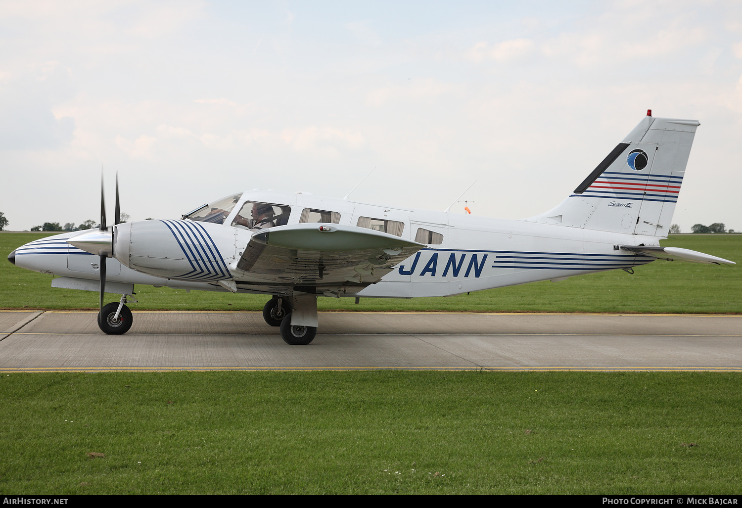 Aircraft Photo of G-JANN | Piper PA-34-220T Seneca III | AirHistory.net #233650