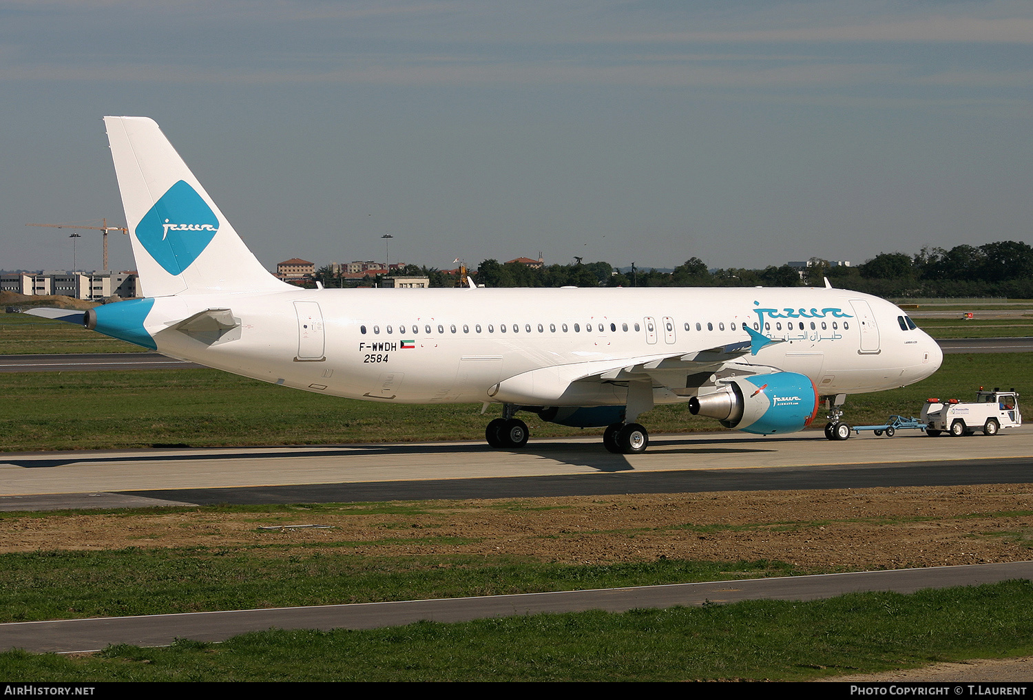 Aircraft Photo of F-WWDH | Airbus A320-214 | Jazeera Airways | AirHistory.net #233717