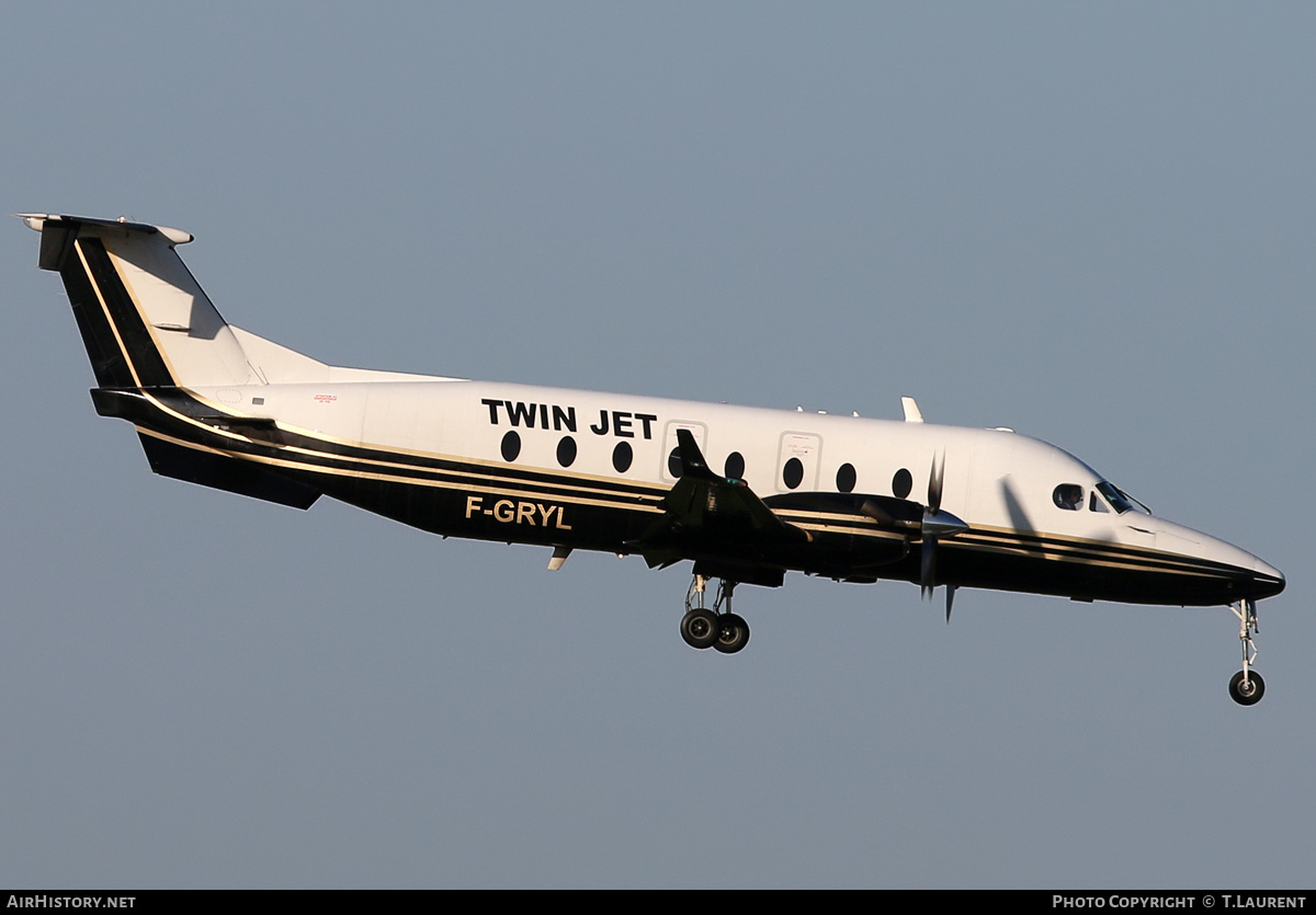 Aircraft Photo of F-GRYL | Raytheon 1900D | Twin Jet | AirHistory.net #233804