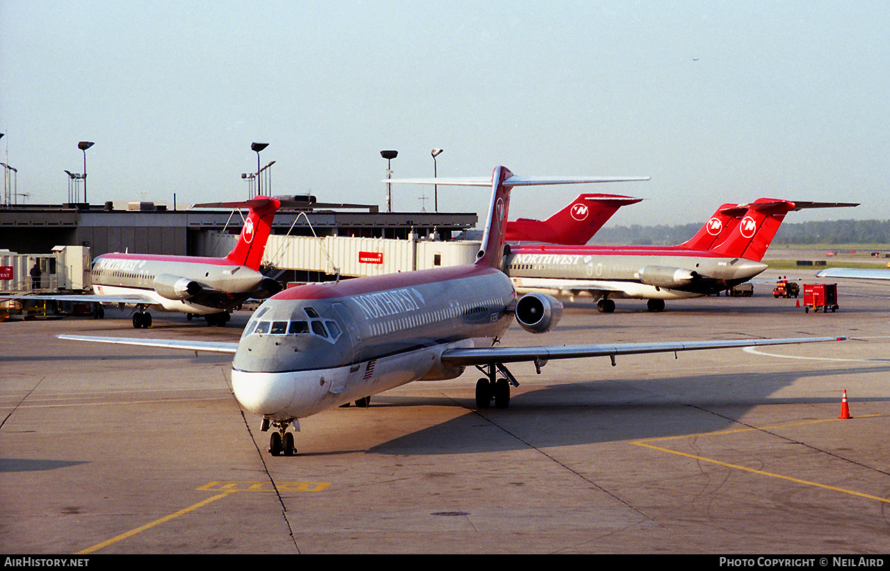 Aircraft Photo of N675MC | McDonnell Douglas DC-9-51 | Northwest Airlines | AirHistory.net #233820