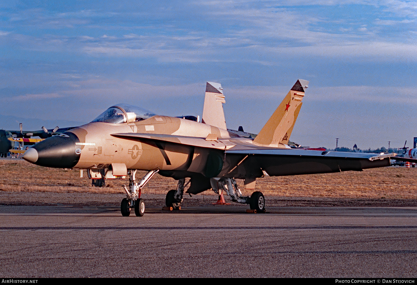 Aircraft Photo of 162411 | McDonnell Douglas F/A-18A Hornet | USA - Navy | AirHistory.net #233882