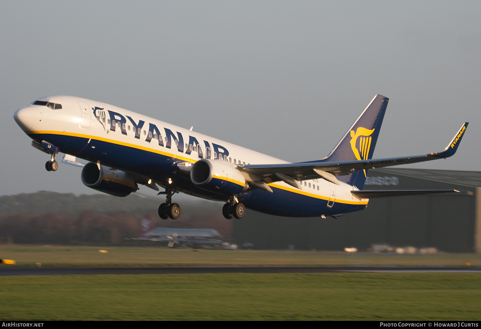 Aircraft Photo of EI-DLS | Boeing 737-8AS | Ryanair | AirHistory.net #233912