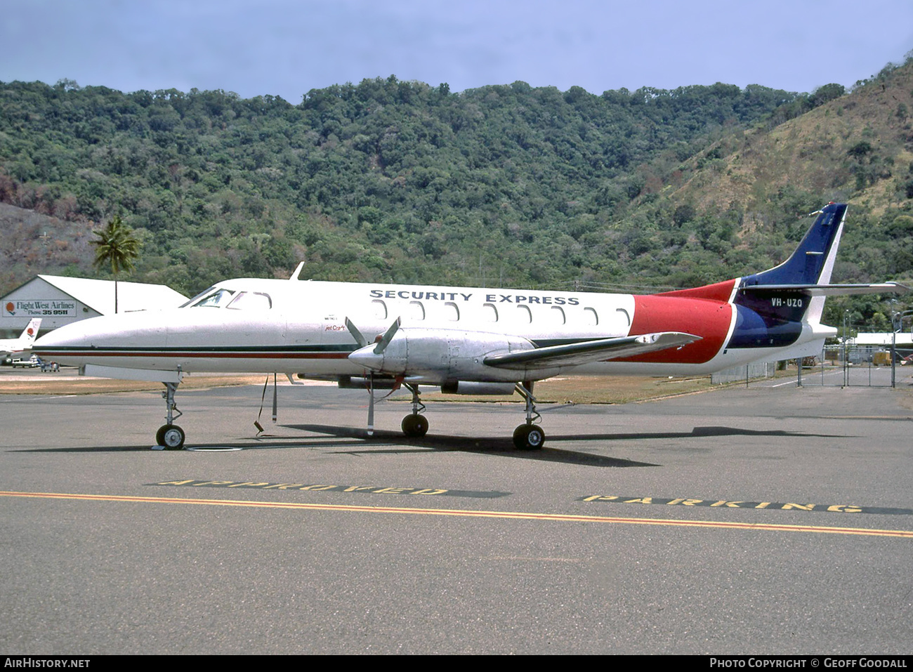 Aircraft Photo of VH-UZQ | Swearingen SA-226TC Metro II | Security Express | AirHistory.net #233933