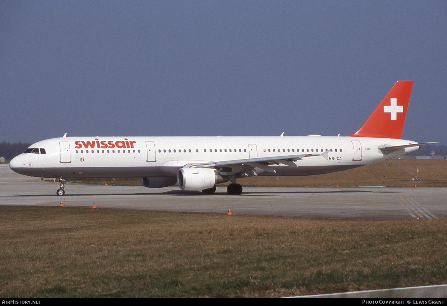 Aircraft Photo of HB-IOA | Airbus A321-111 | Swissair | AirHistory.net #233952