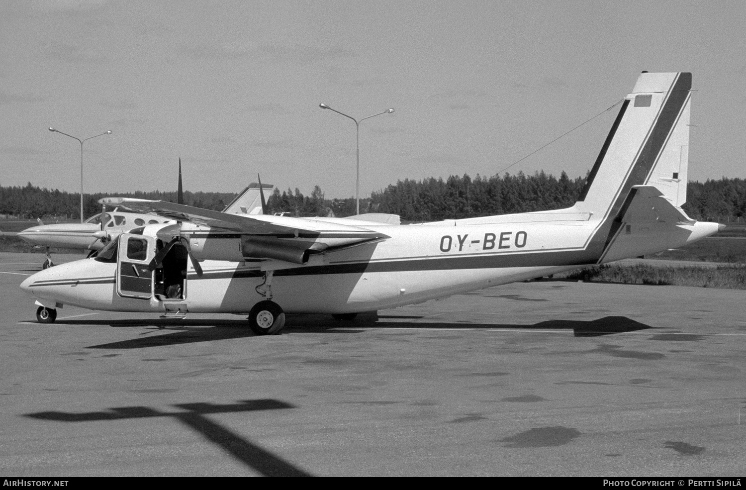 Aircraft Photo of OY-BEO | Rockwell 690A Turbo Commander | AirHistory.net #234056