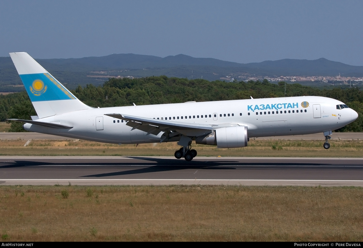 Aircraft Photo of UP-B6701 | Boeing 767-2DX/ER | Kazakhstan Government | AirHistory.net #234066