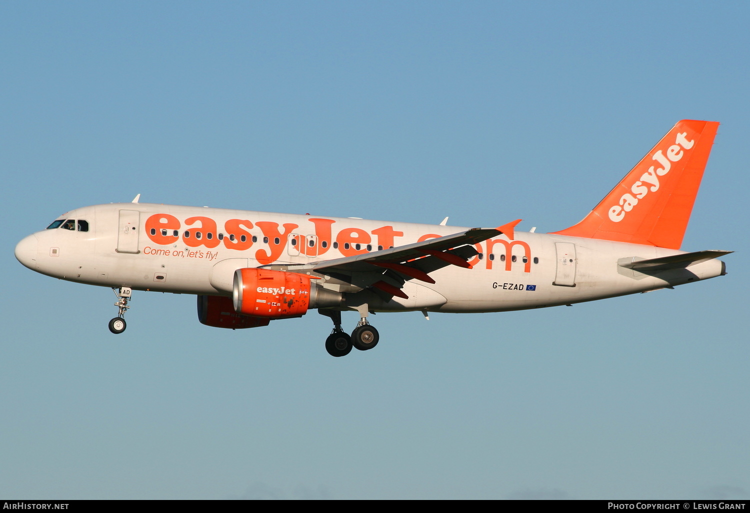 Aircraft Photo of G-EZAD | Airbus A319-111 | EasyJet | AirHistory.net #234130