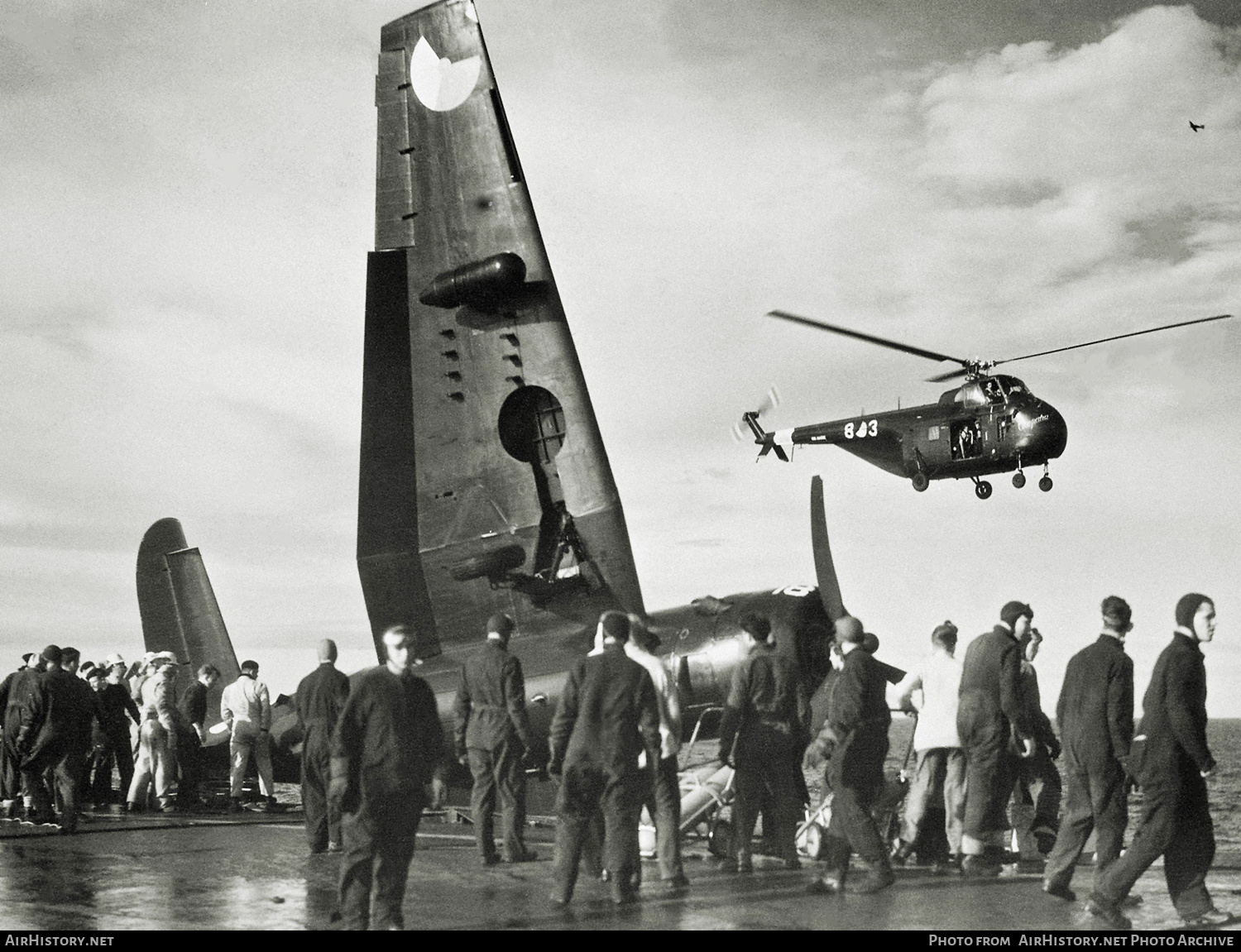 Aircraft Photo of 1-18 | General Motors TBM-3S2 Avenger | Netherlands - Navy | AirHistory.net #234178