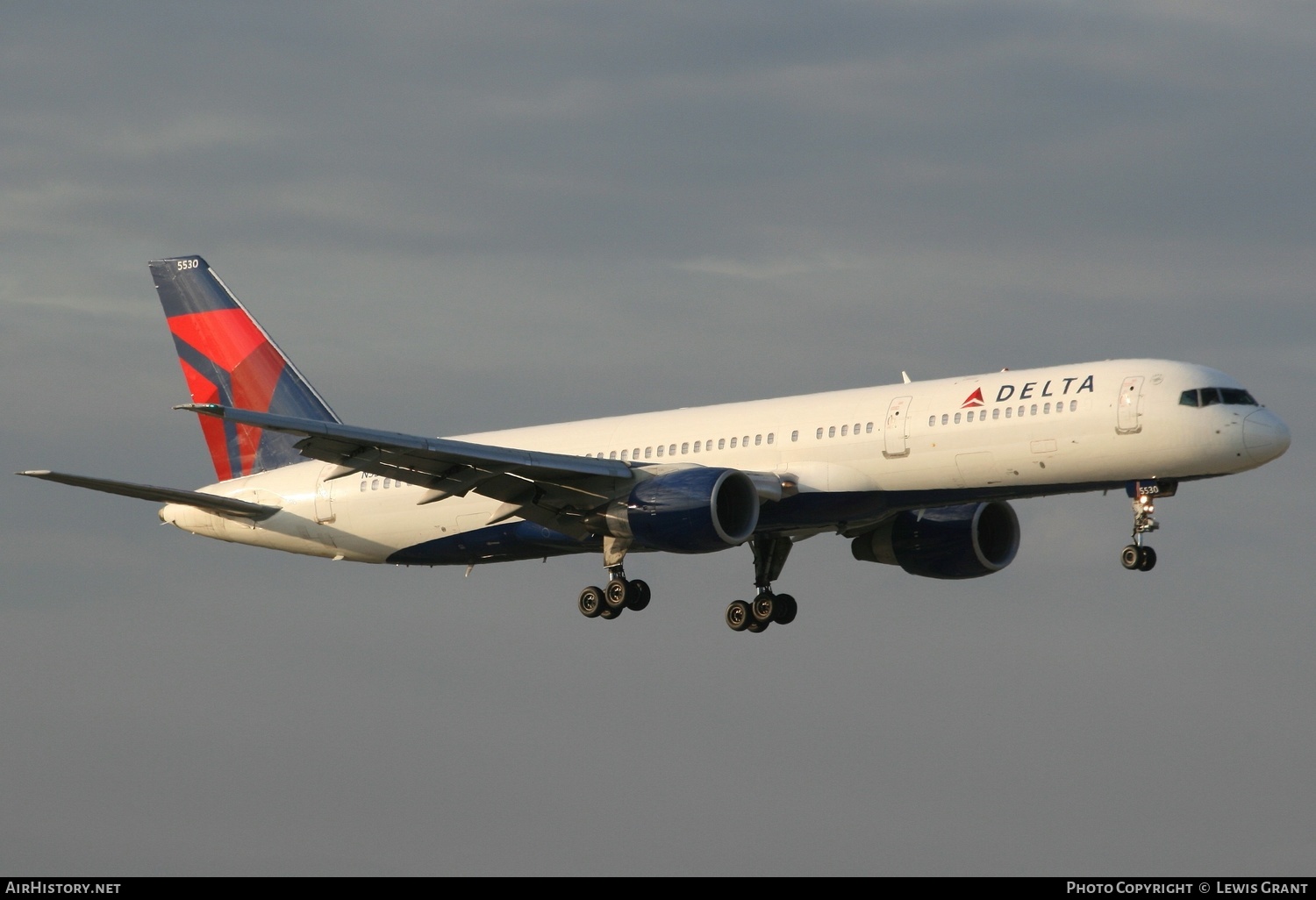 Aircraft Photo of N530US | Boeing 757-251 | Delta Air Lines | AirHistory.net #234199