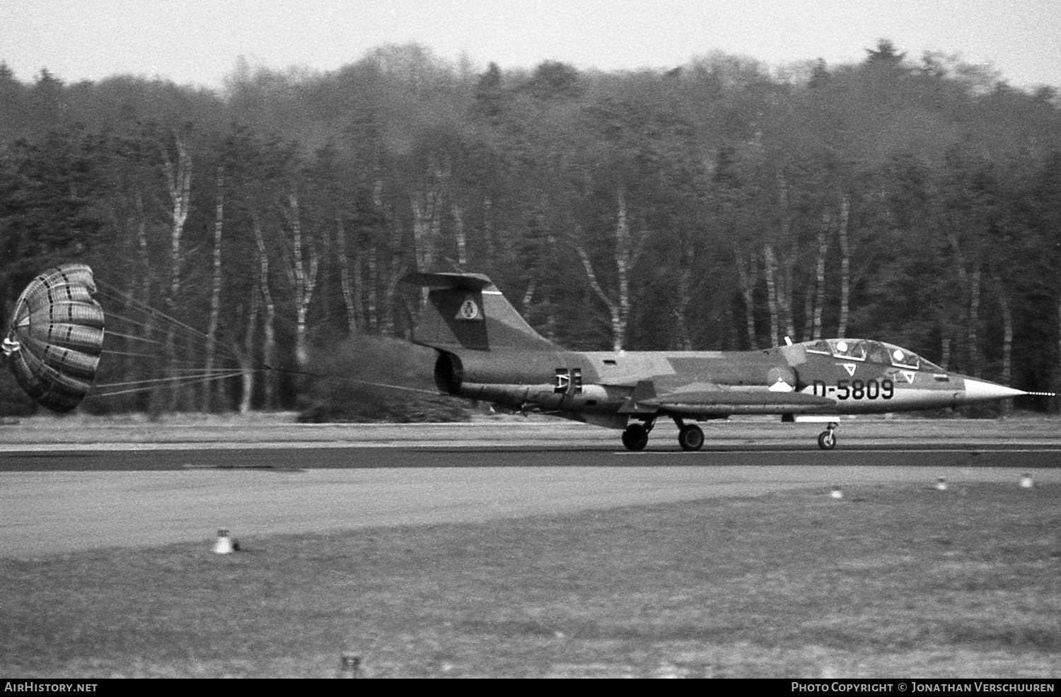 Aircraft Photo of D-5809 | Lockheed TF-104G Starfighter | Netherlands - Air Force | AirHistory.net #234201