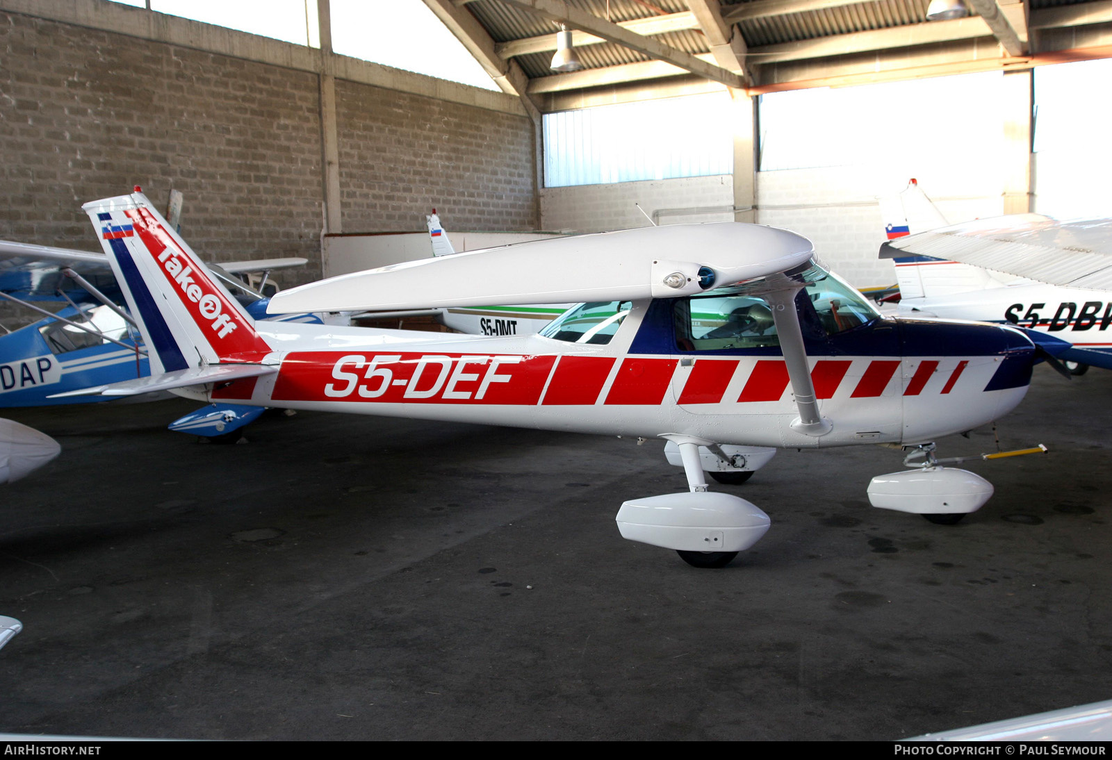 Aircraft Photo of S5-DEF | Cessna 150M | AirHistory.net #234395