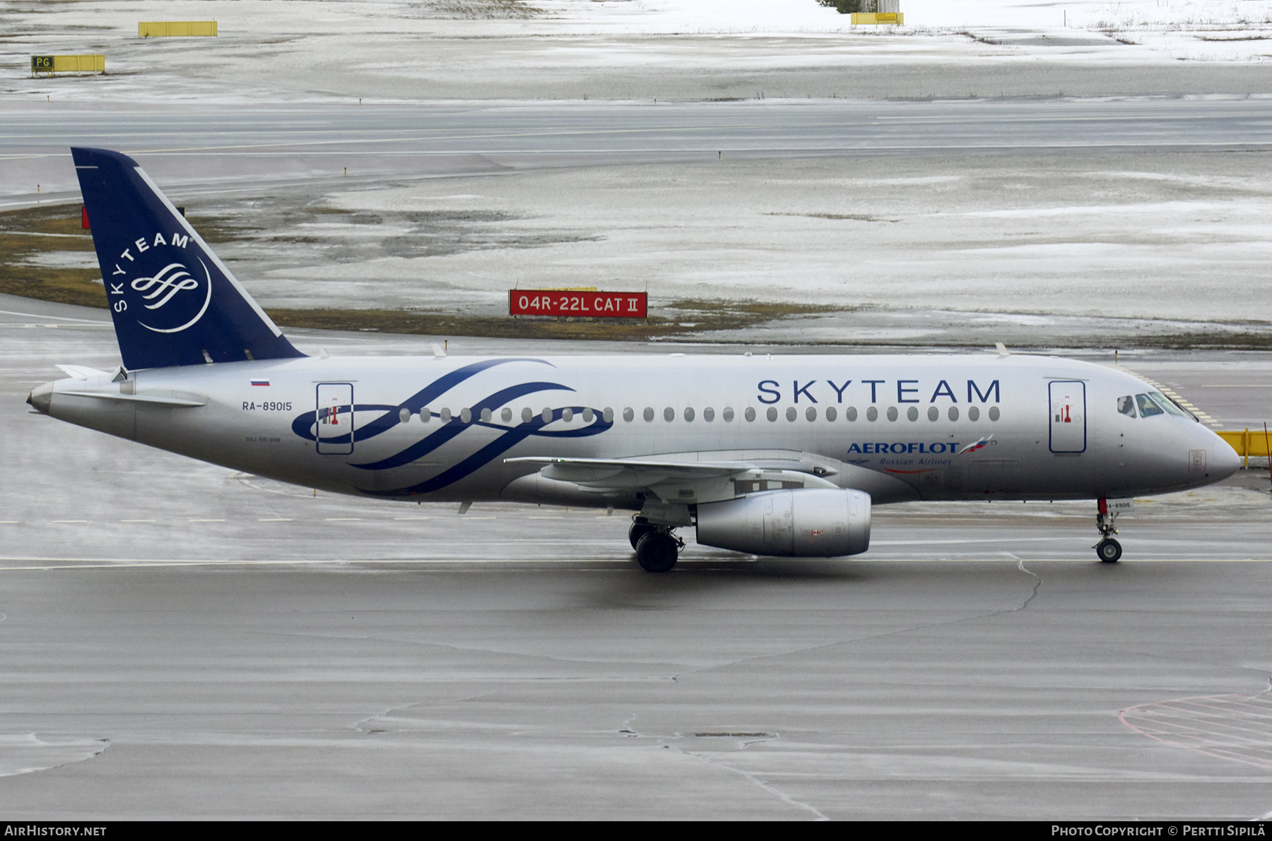 Aircraft Photo of RA-89015 | Sukhoi SSJ-100-95B Superjet 100 (RRJ-95B) | Aeroflot - Russian Airlines | AirHistory.net #234483