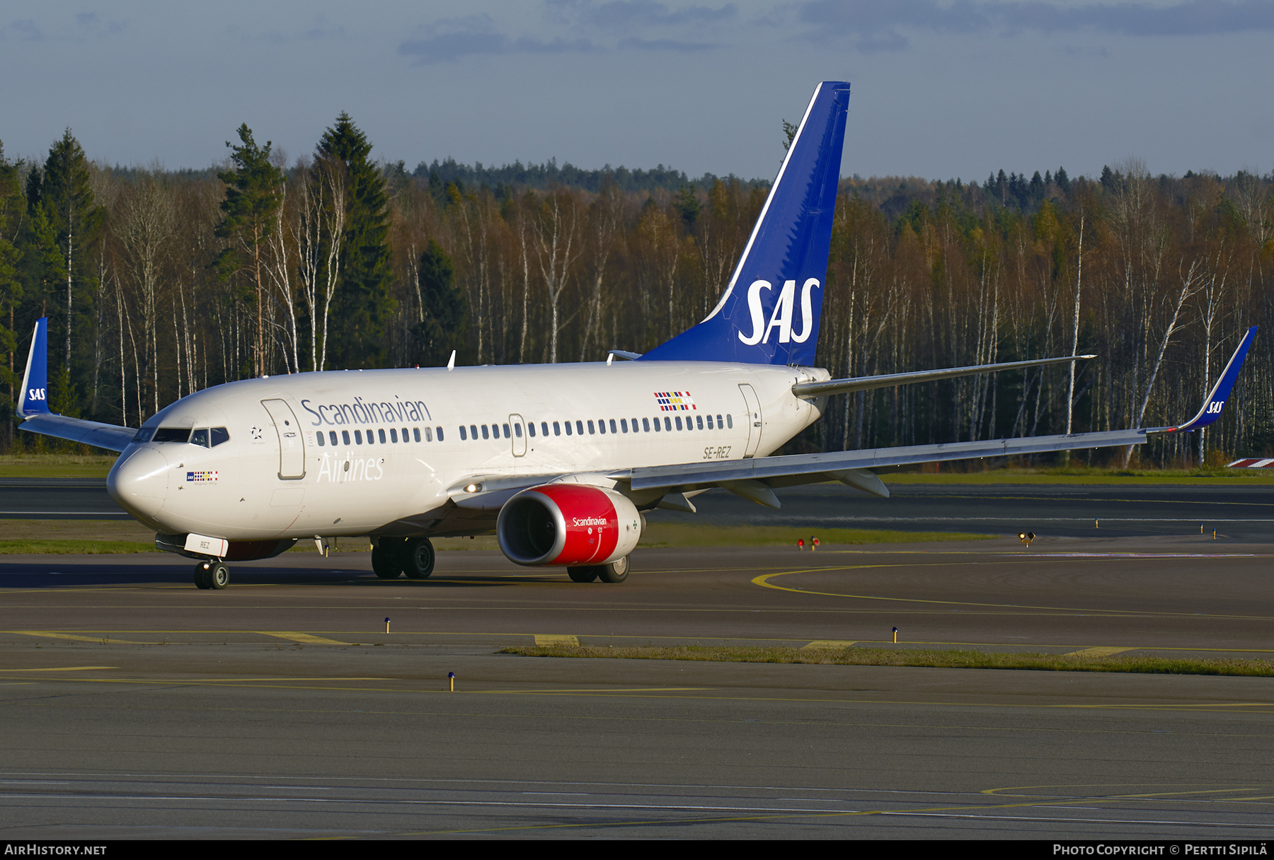 Aircraft Photo of SE-REZ | Boeing 737-76N | Scandinavian Airlines - SAS | AirHistory.net #234525