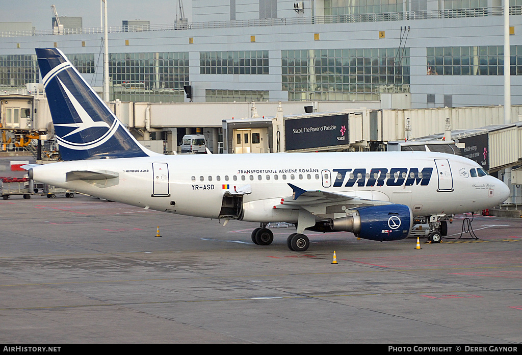 Aircraft Photo of YR-ASD | Airbus A318-111 | TAROM - Transporturile Aeriene Române | AirHistory.net #234535